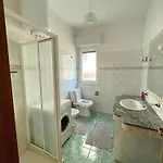 Villa Joli - 3 X Spacious Houses With Yard & Parking In Central Vlore