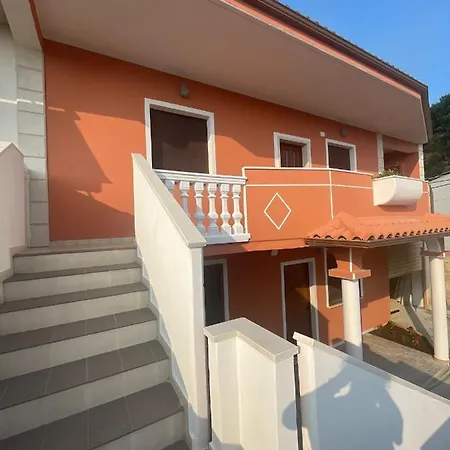 Joli - 120sqm - 3 Bedroom - 2 Baths House With Yard & Parking In Дом отдыха *