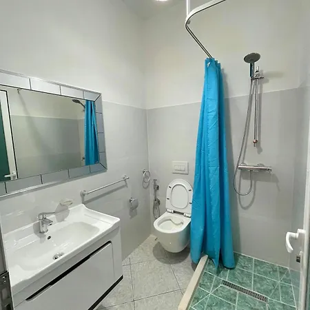 Joli - 120sqm - 3 Bedroom - 2 Baths House With Yard & Parking In